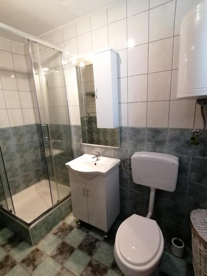 Apartment Vesna Vir Esterno foto